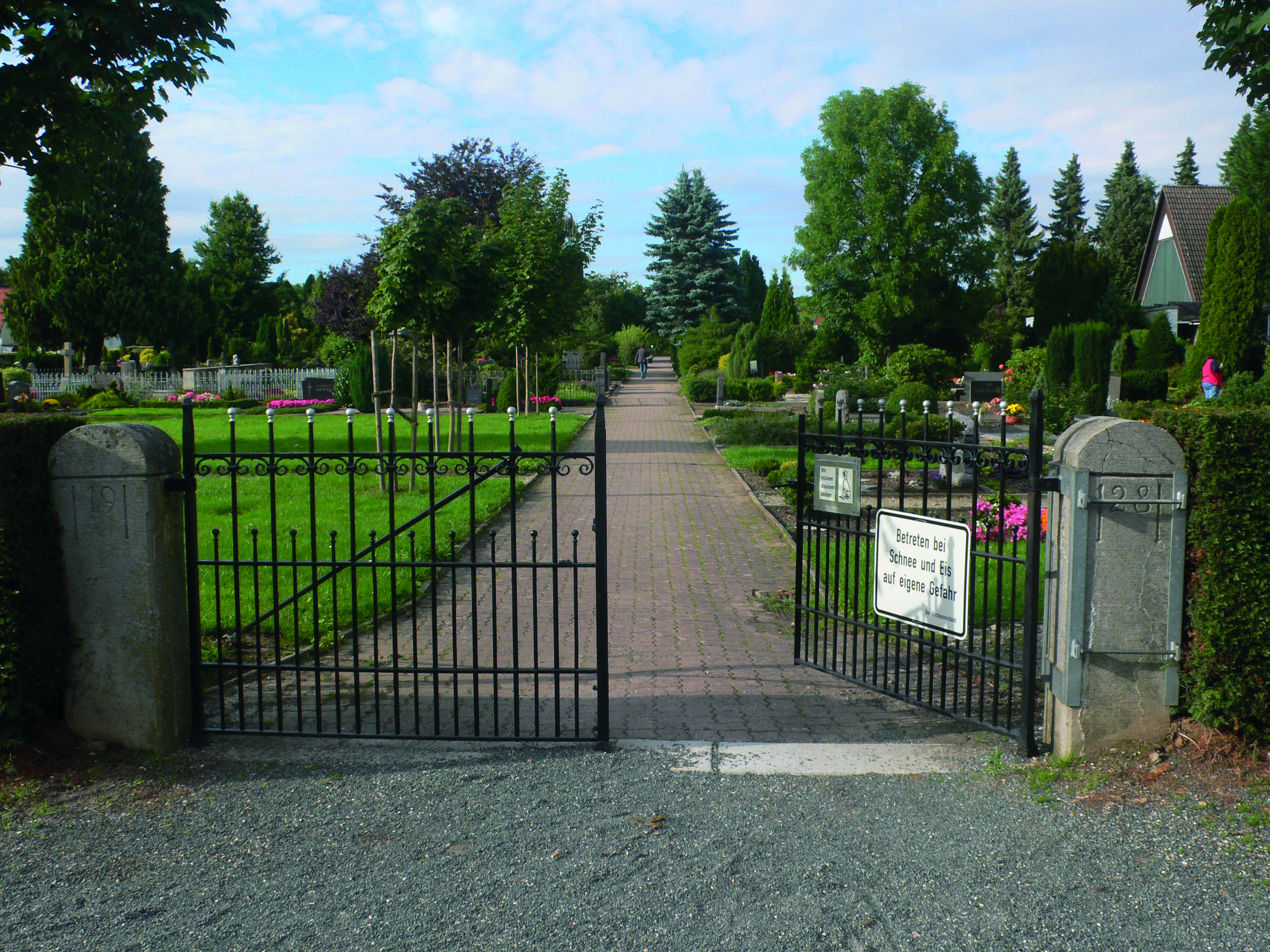 Friedhof Eingangstor