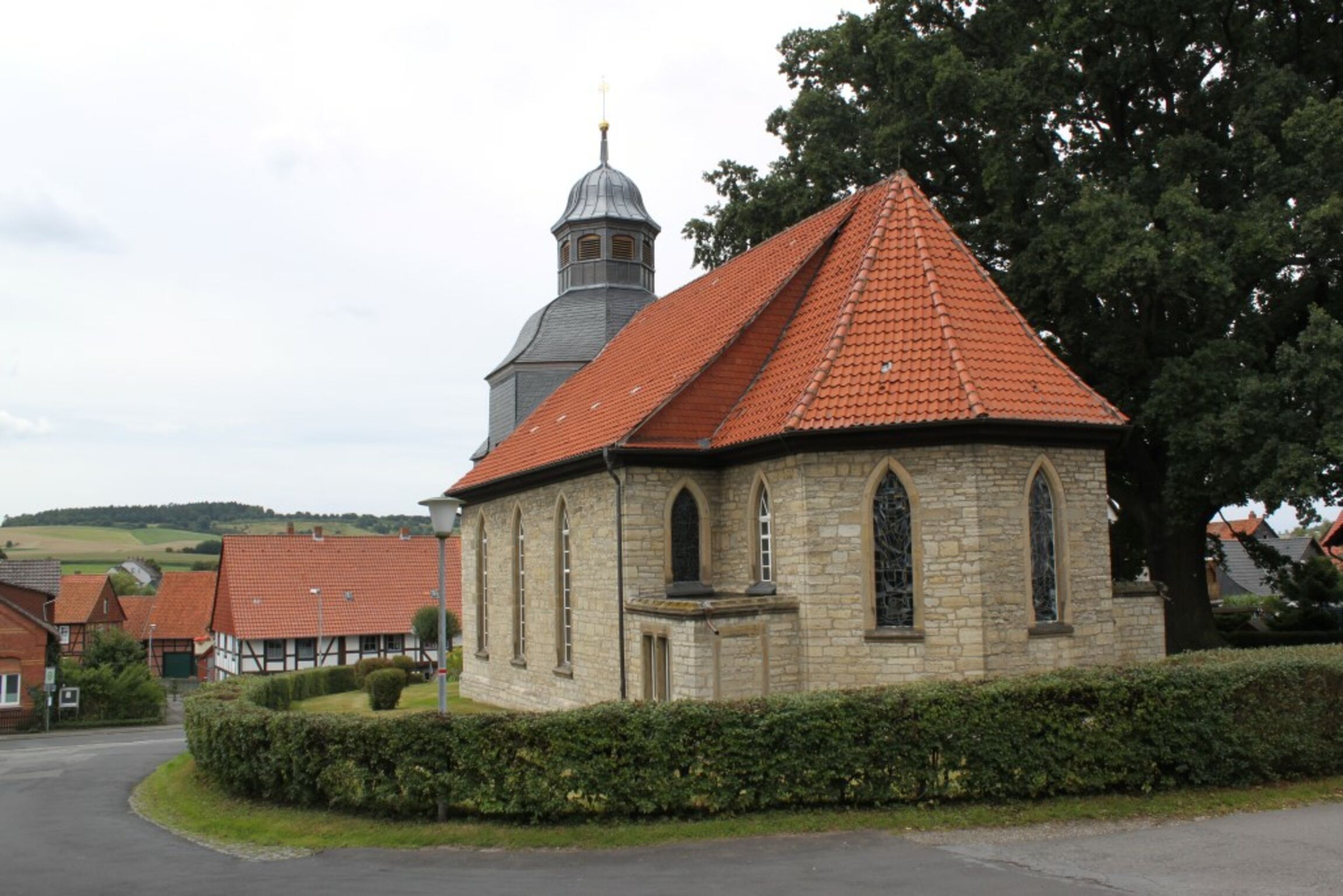 Kirche Langenholtensen