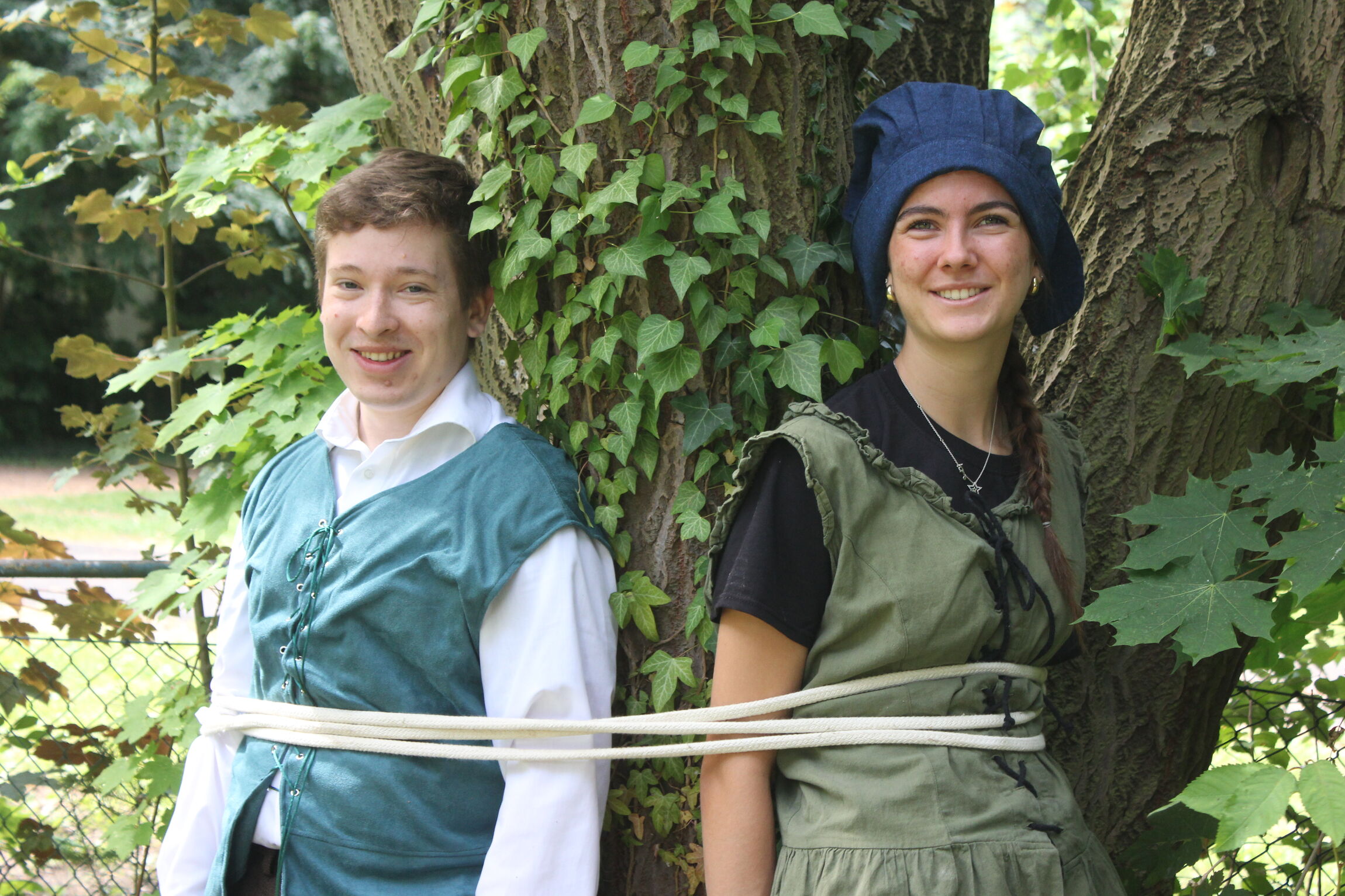 Mussten von den Kindern befreit werden: Robin Hood (Paul Friedrich) und Little John (Doretha Friede).