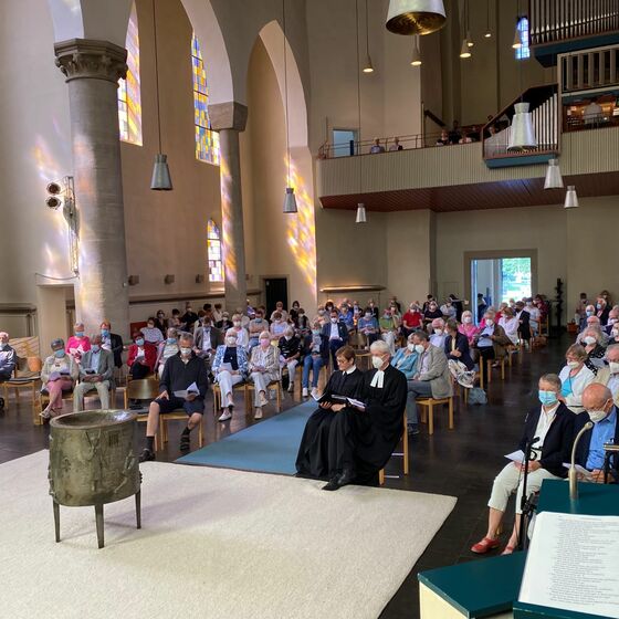 Abschieds-Godi Kirchenbild Stadtsup.-int.