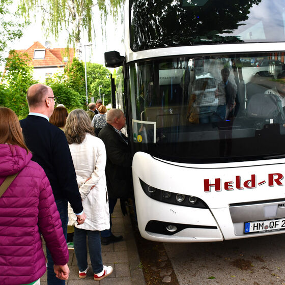 Einstieg in den Bus
