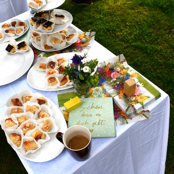Kaffee und Kuchen in Neersen