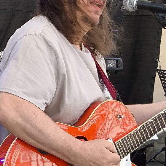 Die Band Maranatha - Michael Boden an der Gitarre