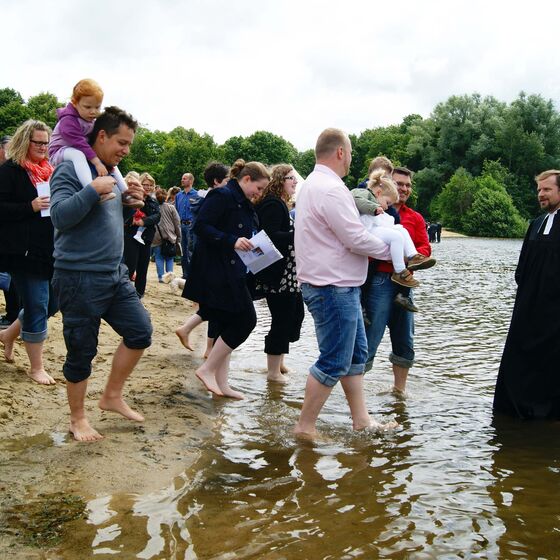 Ab ins Wasser zu Pastor Albrecht