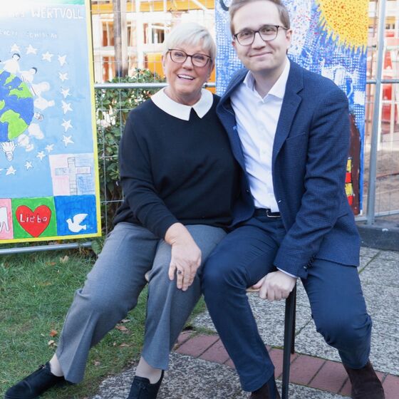 Regionsabgeordnete Jutta Barth und Ratsherr Felix Semper