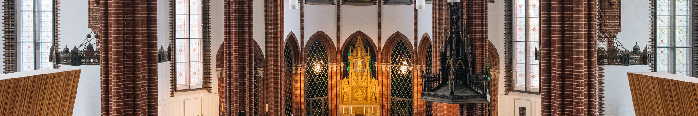 Blick ins Kirchenschiff