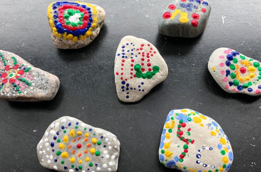 Bemalte Steine