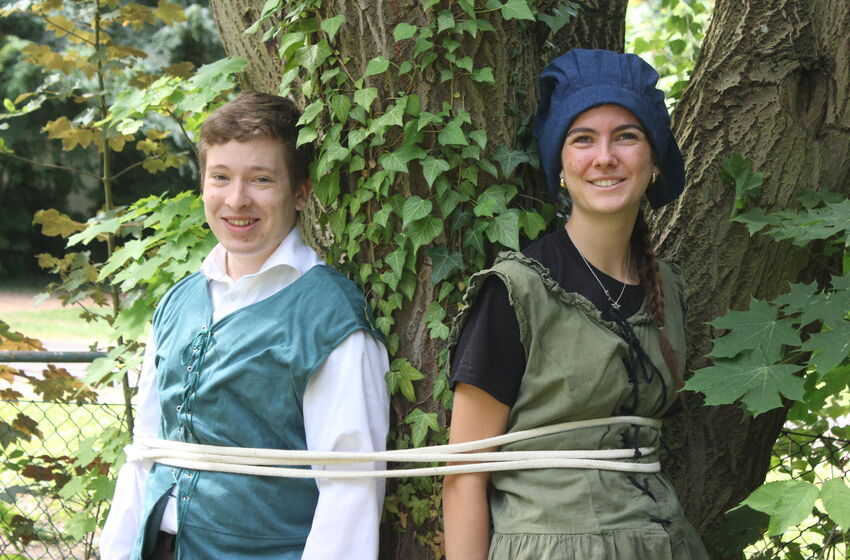 Mussten von den Kindern befreit werden: Robin Hood (Paul Friedrich) und Little John (Doretha Friede).