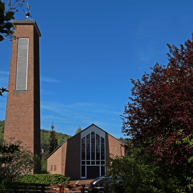 Kirche Zum Heiligen Kreuz | Bild: Manfred Fehl